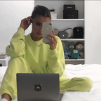 View madisonbeer (Madison Beer) OnlyFans 49 Photos and 32 Videos for free 

 profile picture