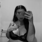 View miahedwards2 (mia) OnlyFans 49 Photos and 32 Videos leaks 

 profile picture